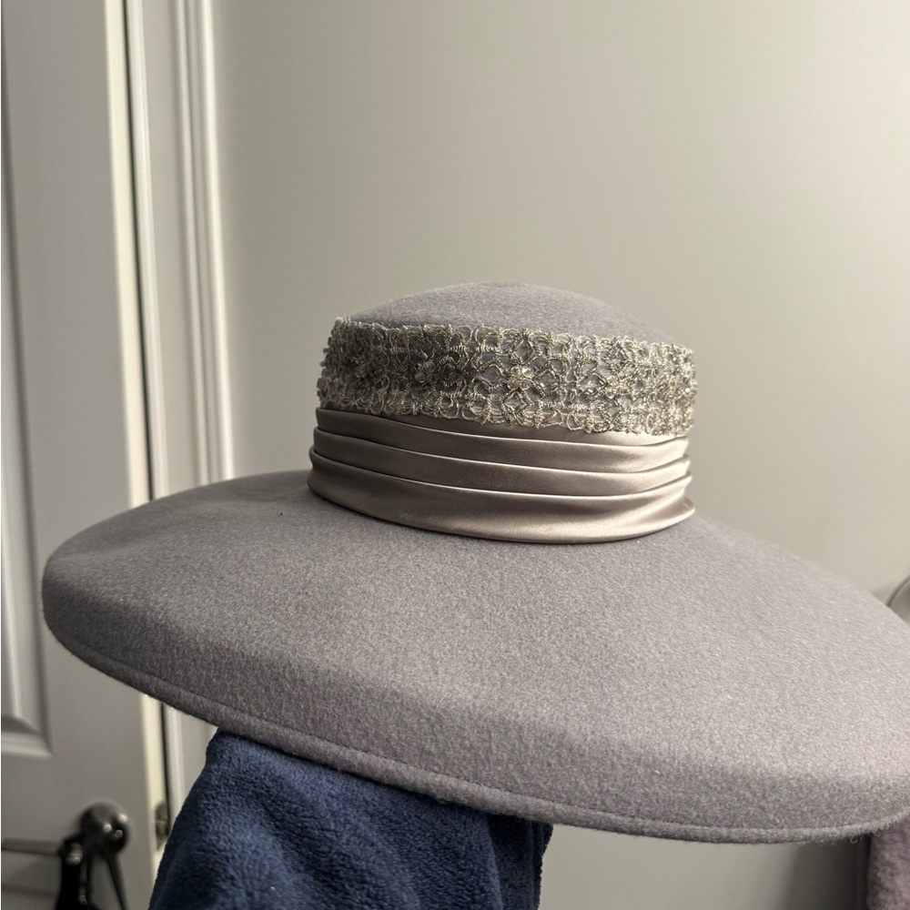 Bellini Green and Pink Wool Hat